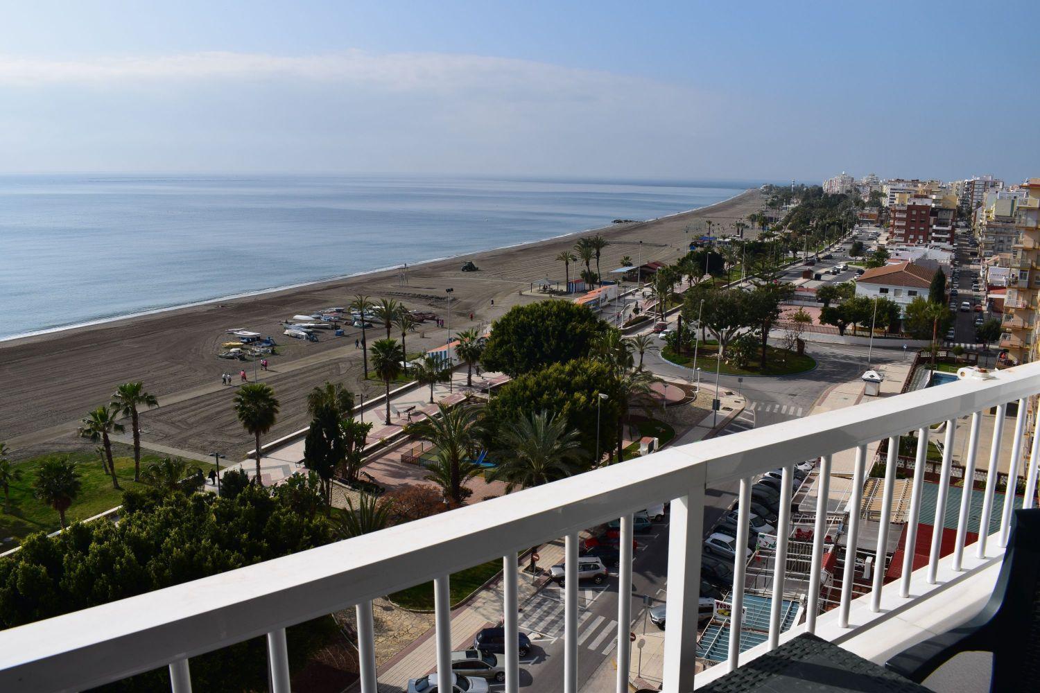 Primera Linea De Playa - Zona Club Nautico Torre Del Mar Exterior photo